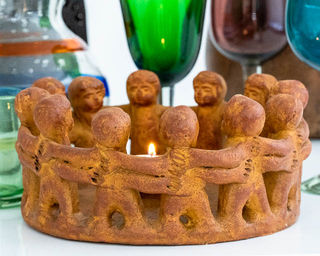 Circle of Friends Large