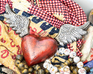 Large Winged Wall Heart Red