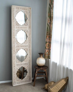 Long Chakrika Mirror 