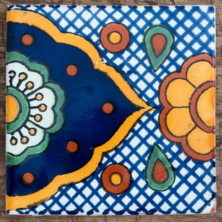 Flores Border Tile