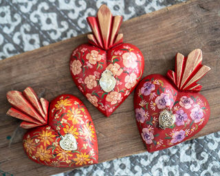 Milagro Wooden Sacred Heart Red
