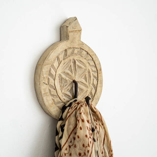 Hand Carved Round Wall Hook Natural