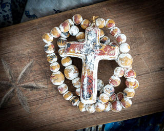 Medium Mexican Rosary Beads Mottled 
