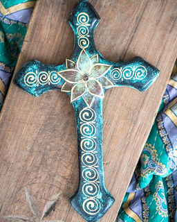 Mexican Cross with Tin Flower 15