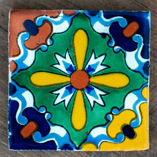 Coloures Tile