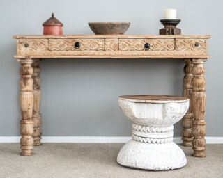 Vintage Ukhali Stool White A