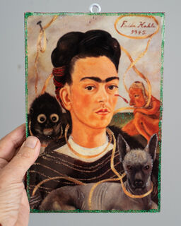 Medium Frida Kahlo Plaque 24
