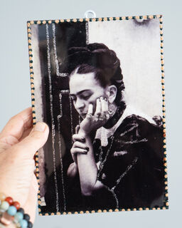Medium Frida Kahlo Plaque 43