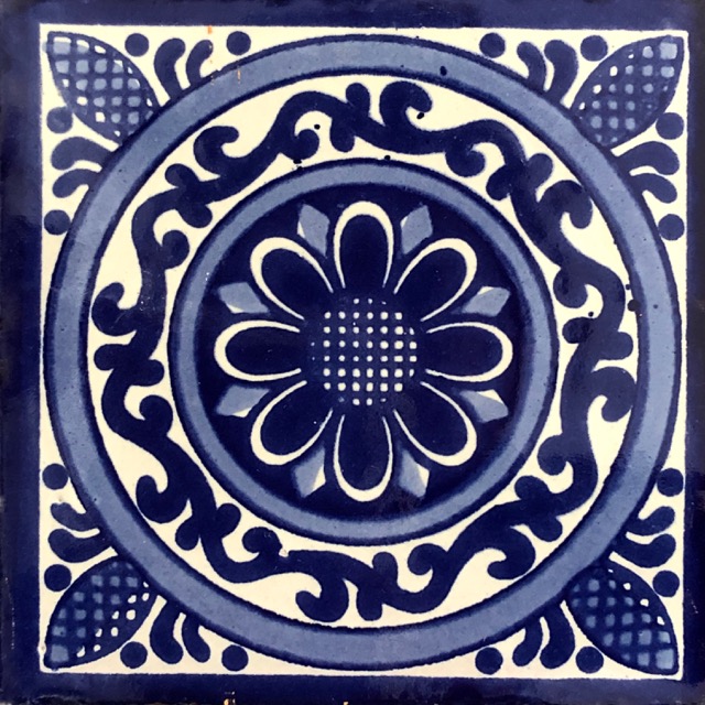 Medallon Azul Tile