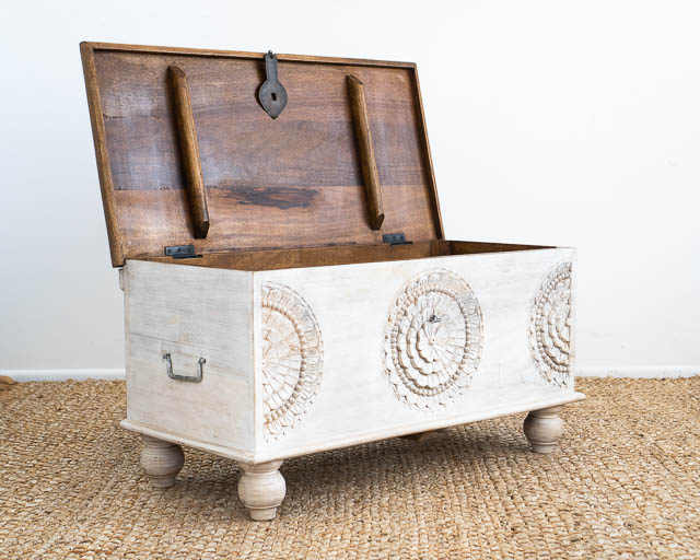 Second hand blanket box hotsell