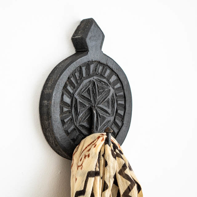 Hand Carved Round Wall Hook Black