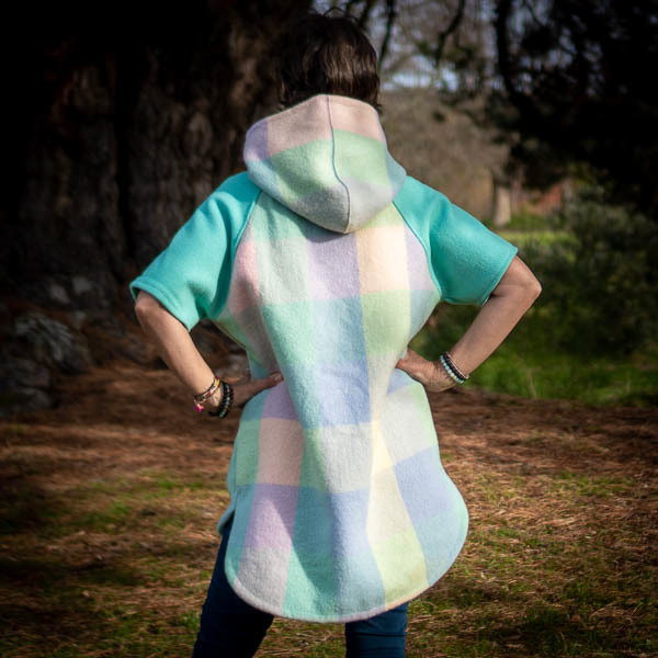 Colourful Retro Blanket Hoodie Size 14-16