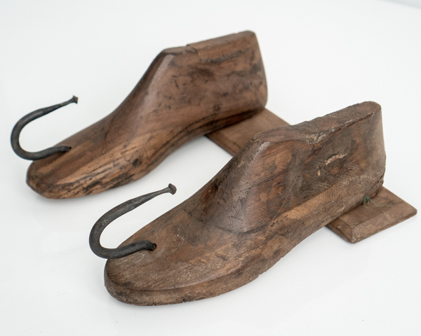 Teak Shoe Hook Double
