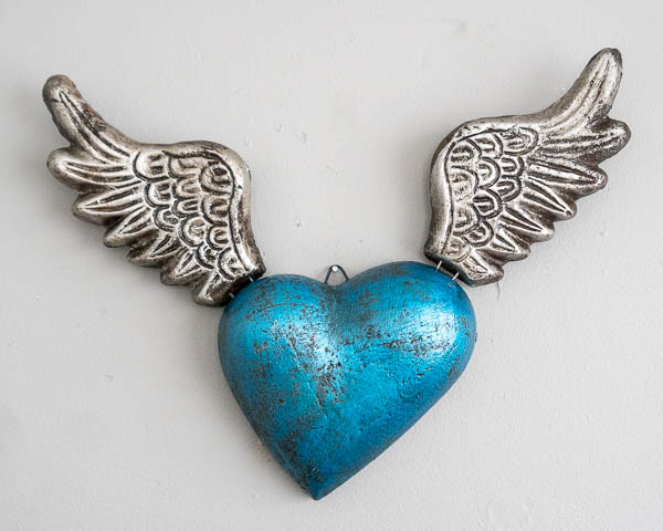 Large Winged Wall Heart Blue