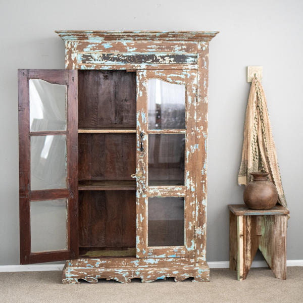 Nako Vintage Cabinet