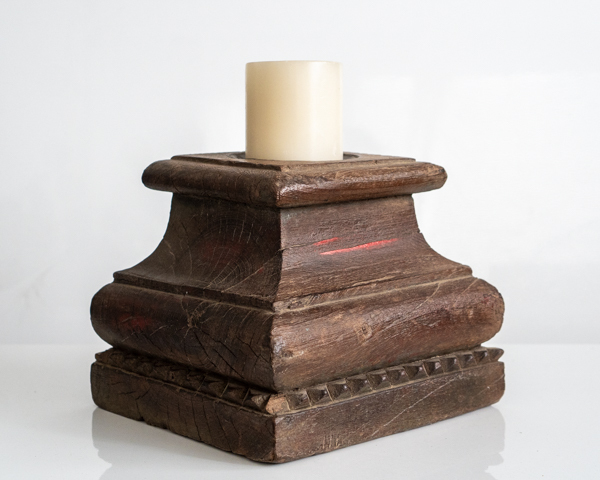 Pillar Candle Stand 1