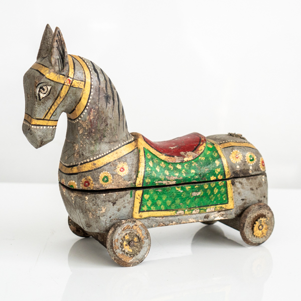 Rustic Storage Horse Grey