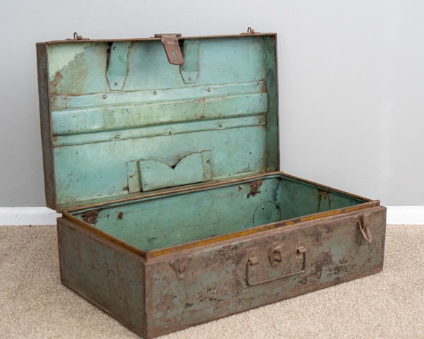 Medium Vintage Indian Metal Suitcase 17