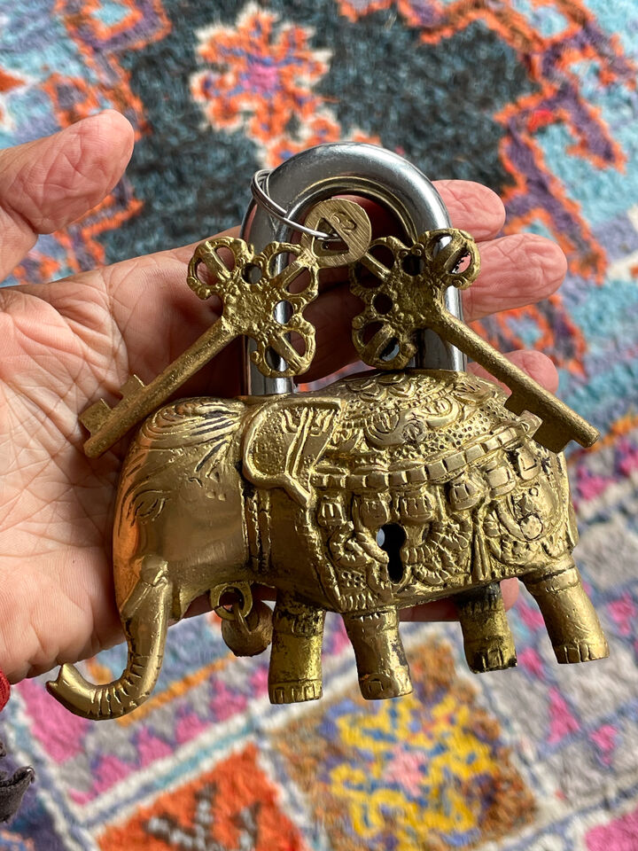 Brass Padlock Elephant