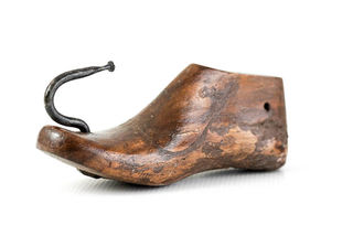 Teak Shoe Hook