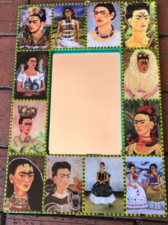 Frida Mirror 2