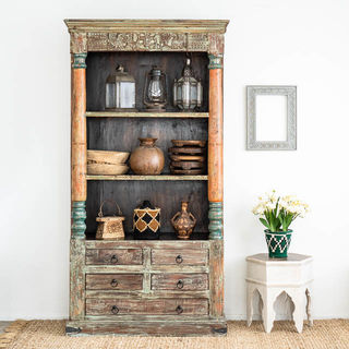 Kavita Tallboy 