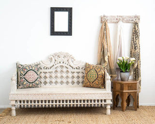 Peacock Bench Seat 