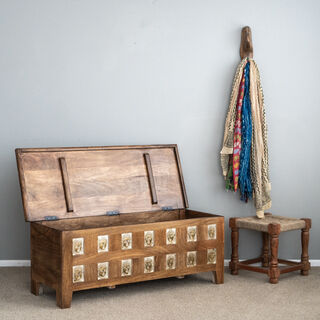 Buddha Blanket Box