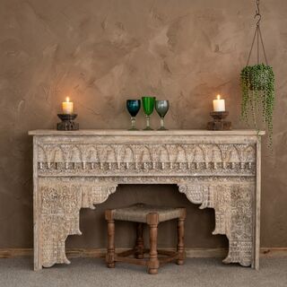Shekhawti Console