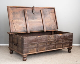 Vintage Pittarah Blanket Box A