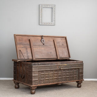 Vintage Pittarah Blanket Box C