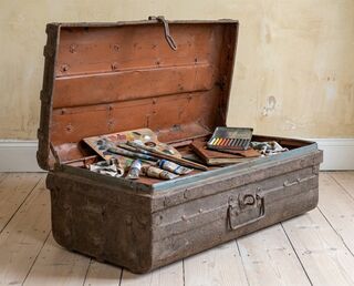 Medium Vintage Indian Metal Suitcase 12